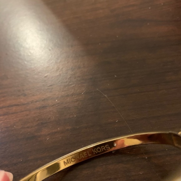 Michael Kors bracelet white and gold diamond lock - Picture 2 of 5